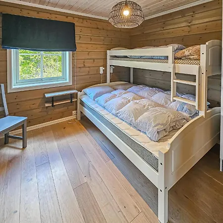 度假居 Awesome In Vinje With Sauna