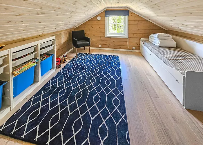 Awesome In Vinje With Sauna 펜션 Oyfjell